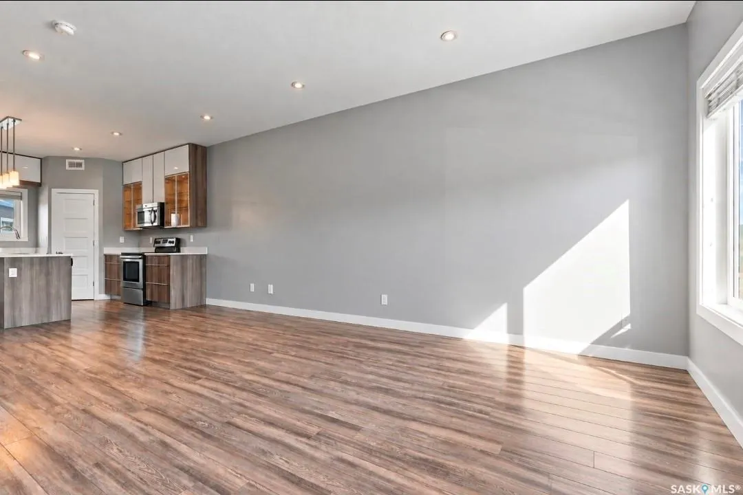 1018 Evergreen BOULEVARD