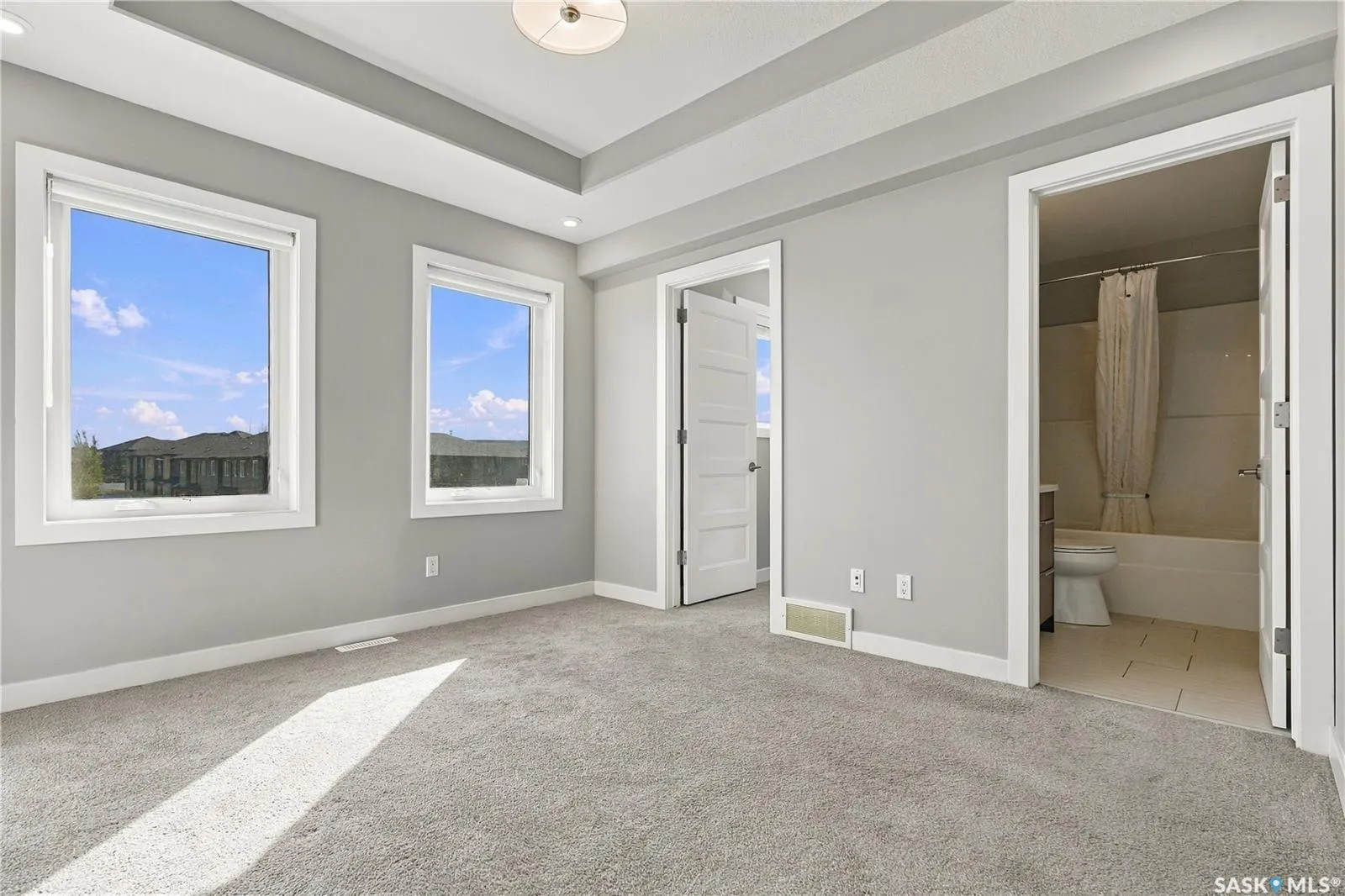 1018 Evergreen BOULEVARD