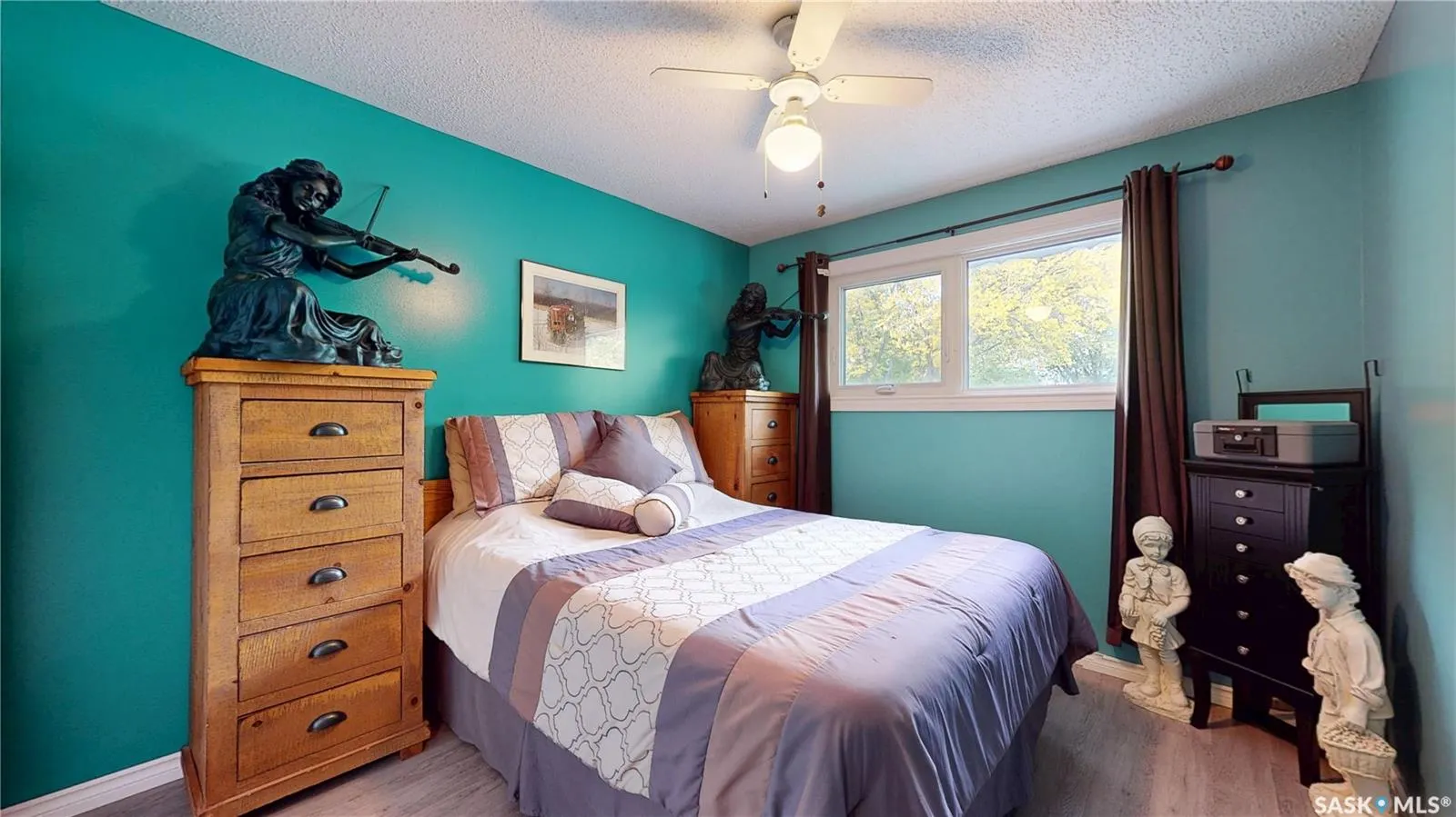 255 Litzenberger CRESCENT