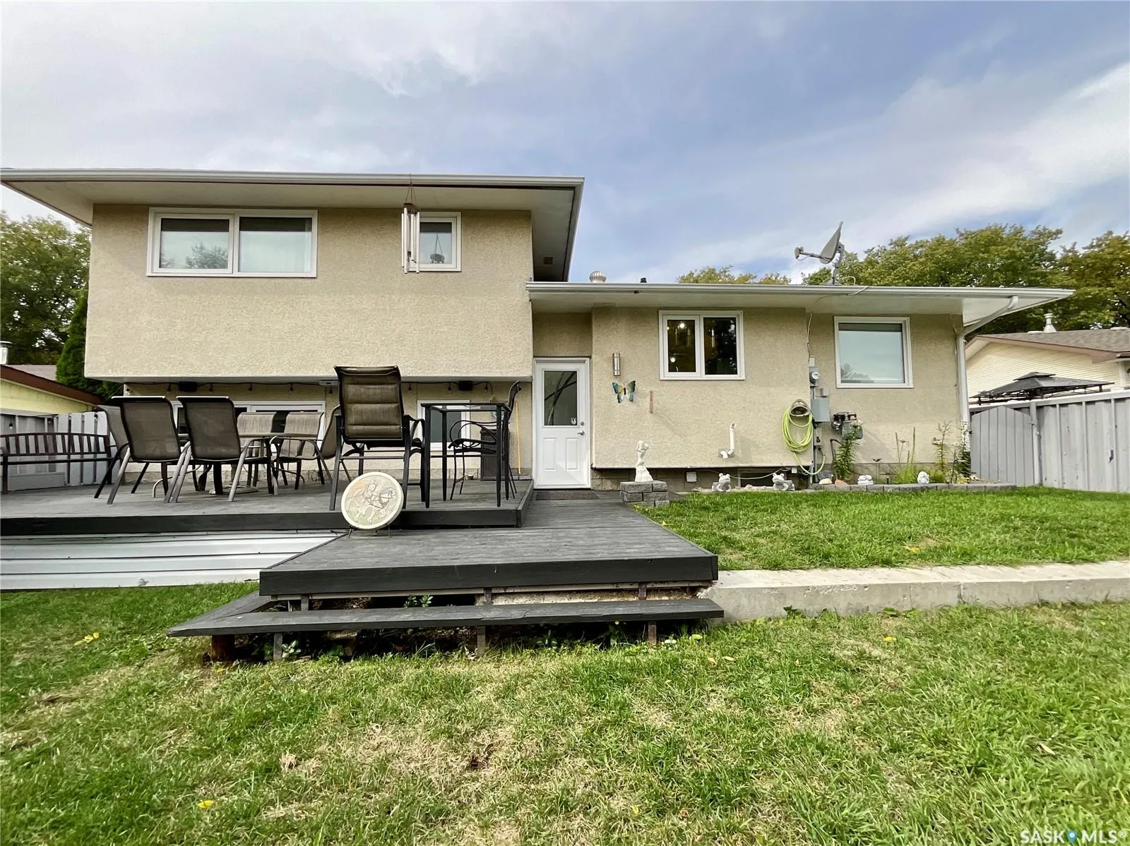 255 Litzenberger CRESCENT