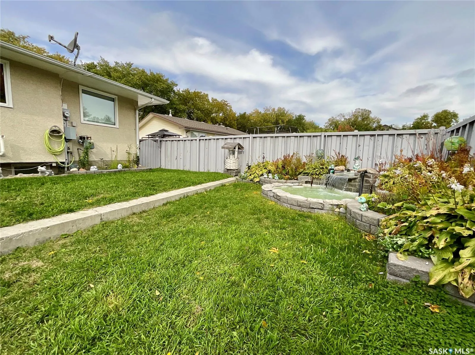 255 Litzenberger CRESCENT