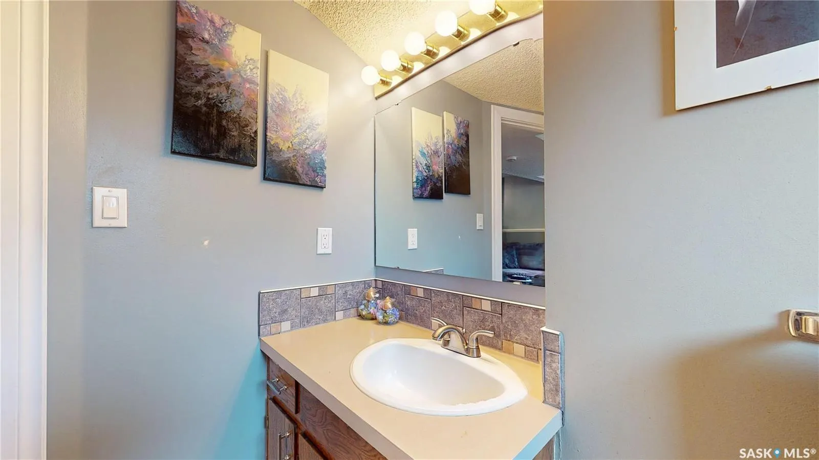 255 Litzenberger CRESCENT