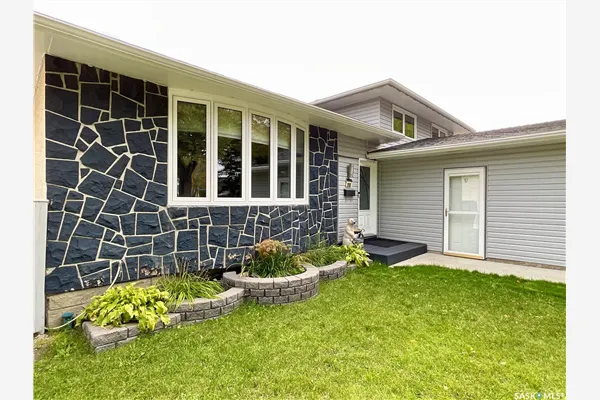 255 Litzenberger CRESCENT