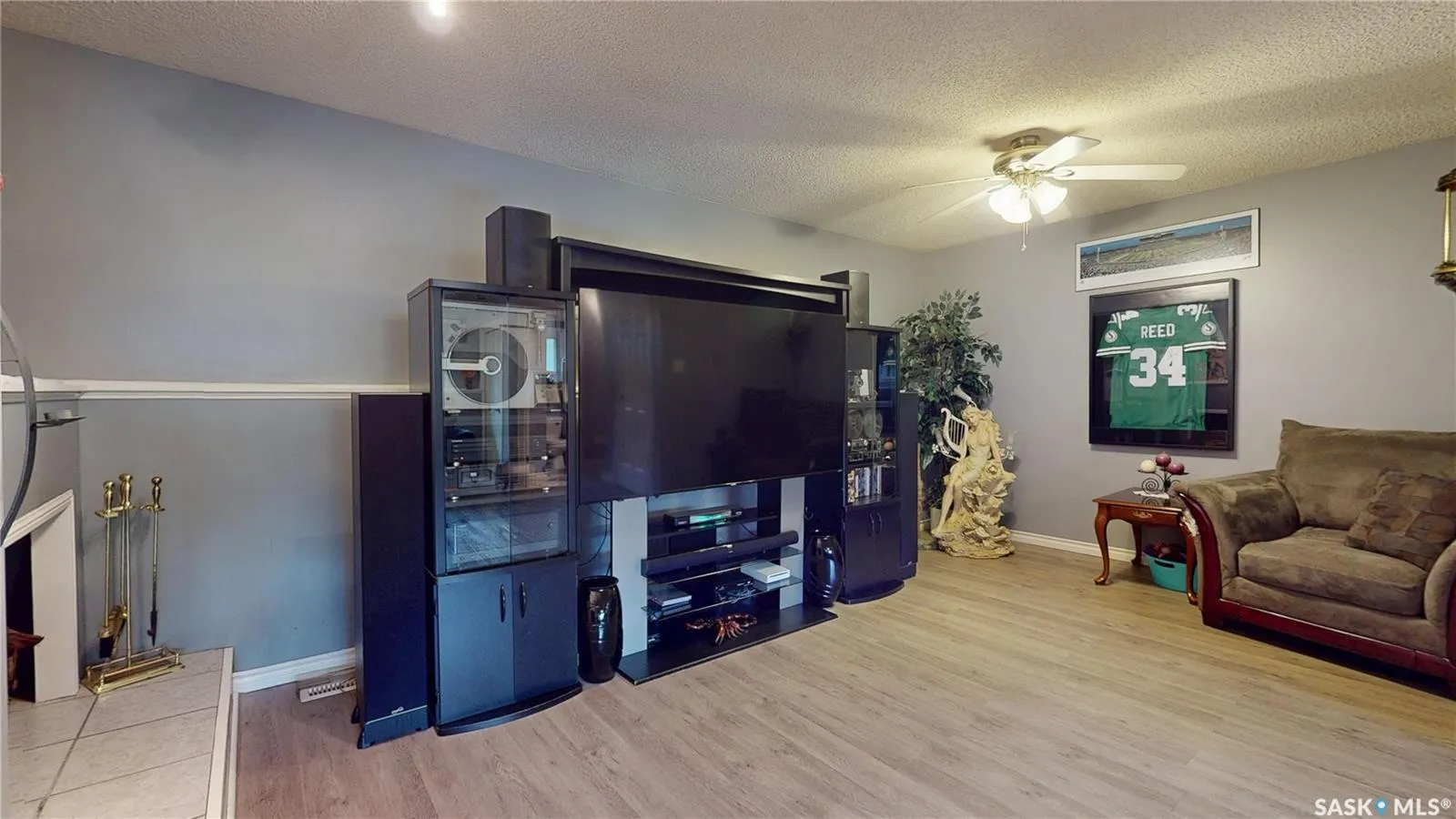 255 Litzenberger CRESCENT