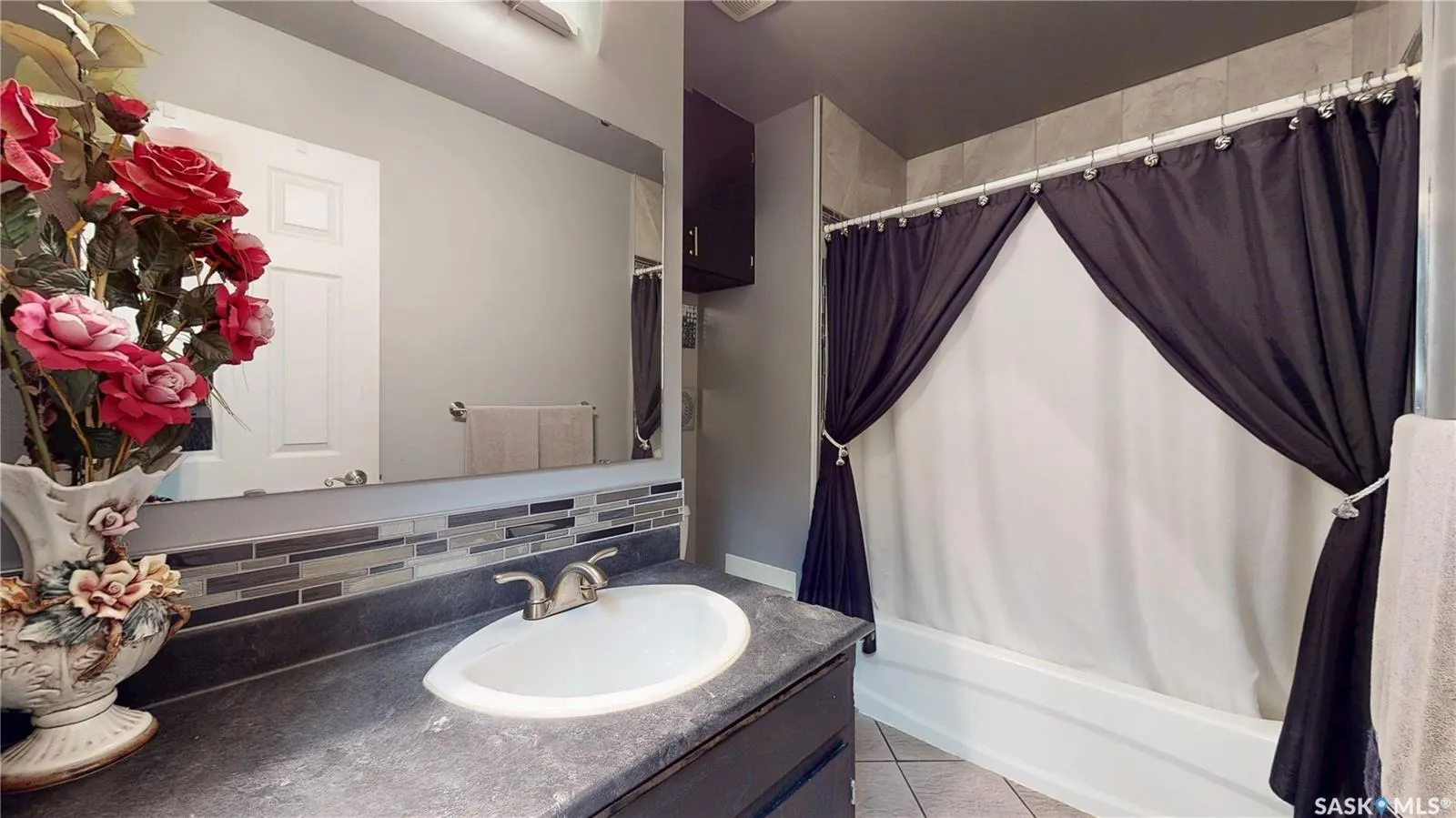 255 Litzenberger CRESCENT