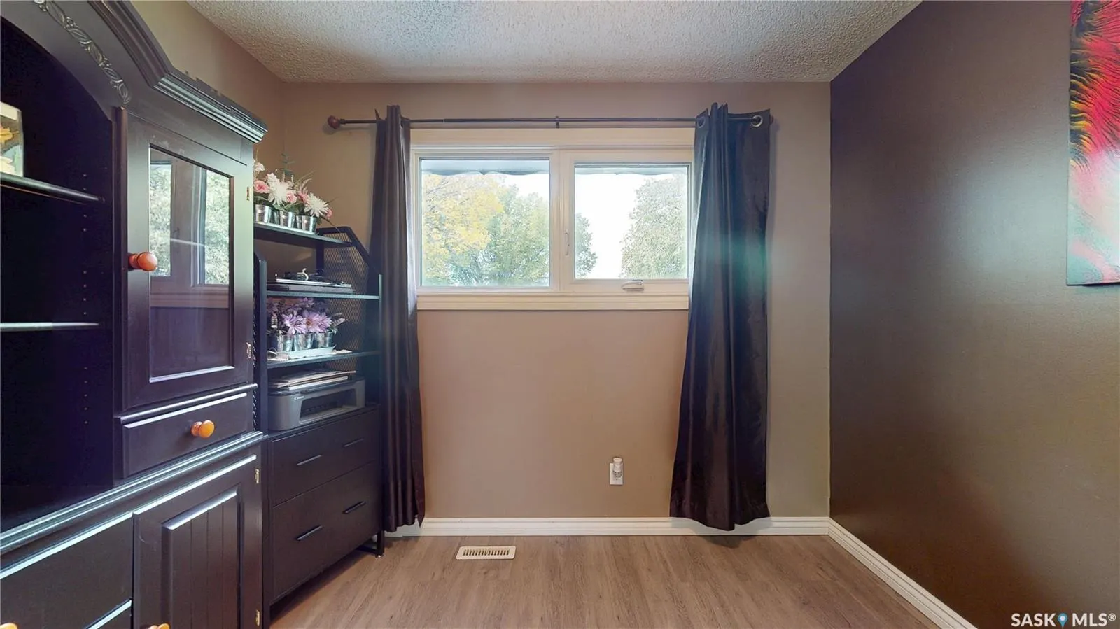 255 Litzenberger CRESCENT