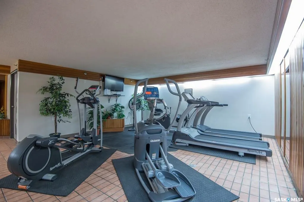 311 6th AVENUE N #1702