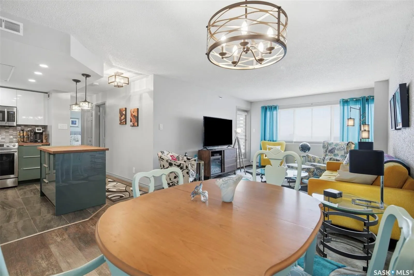 311 6th AVENUE N #1702