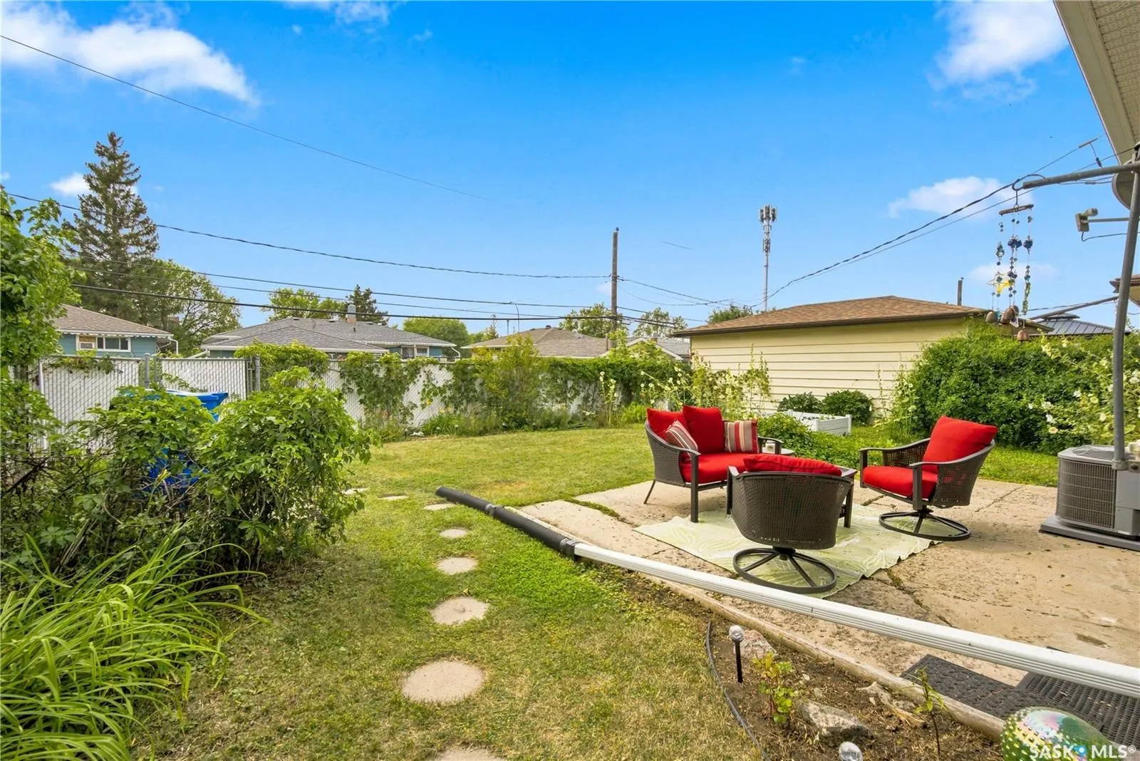 448 ROBINSON STREET