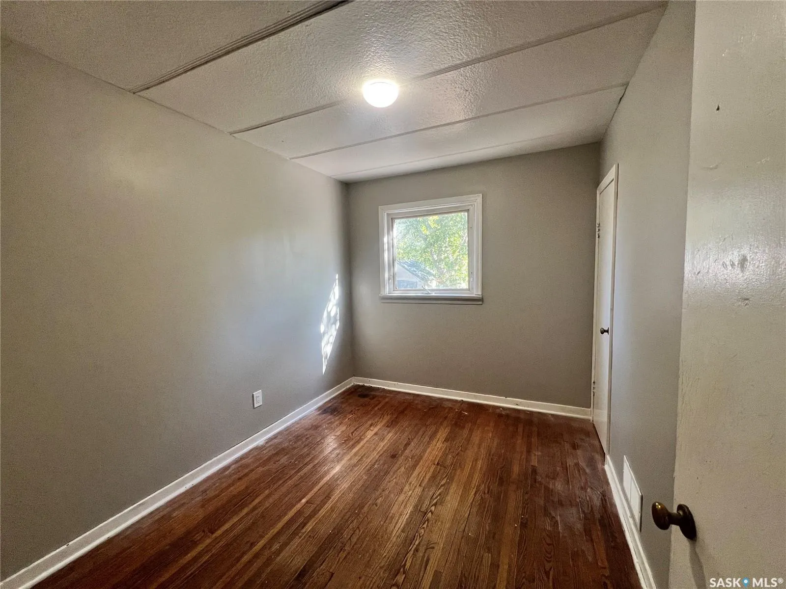 1227 Wascana STREET