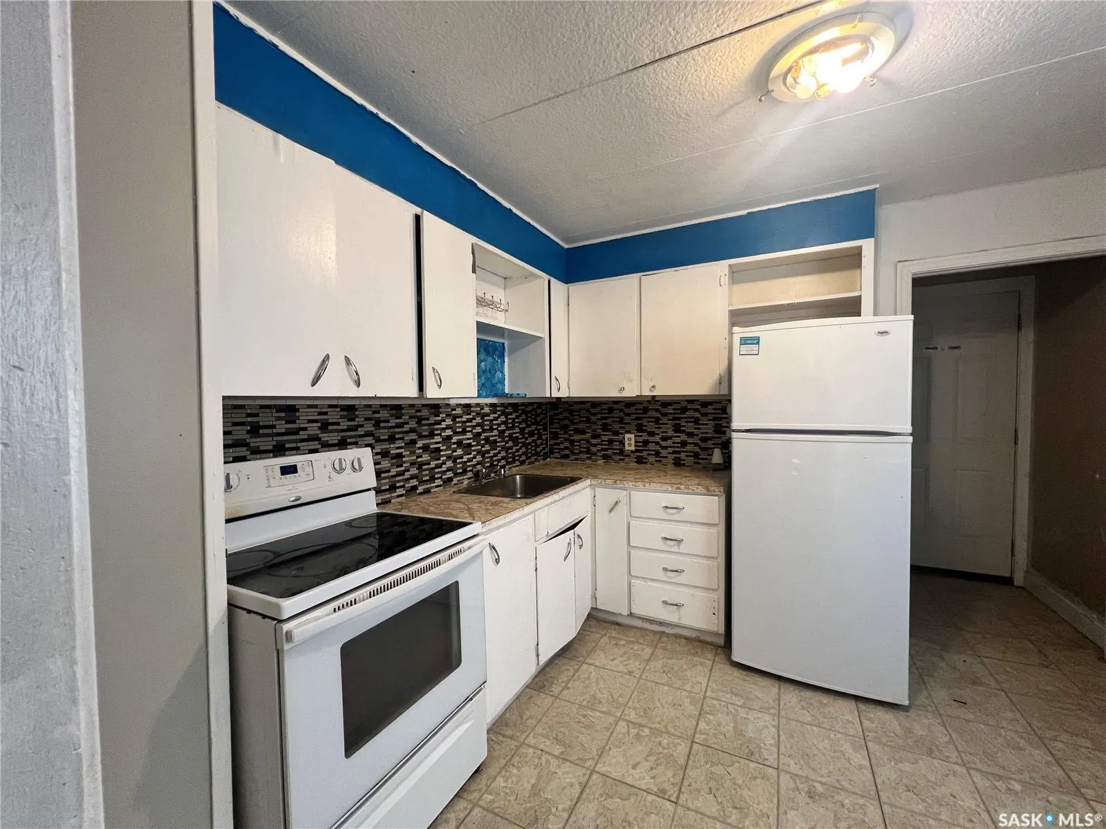 1227 Wascana STREET