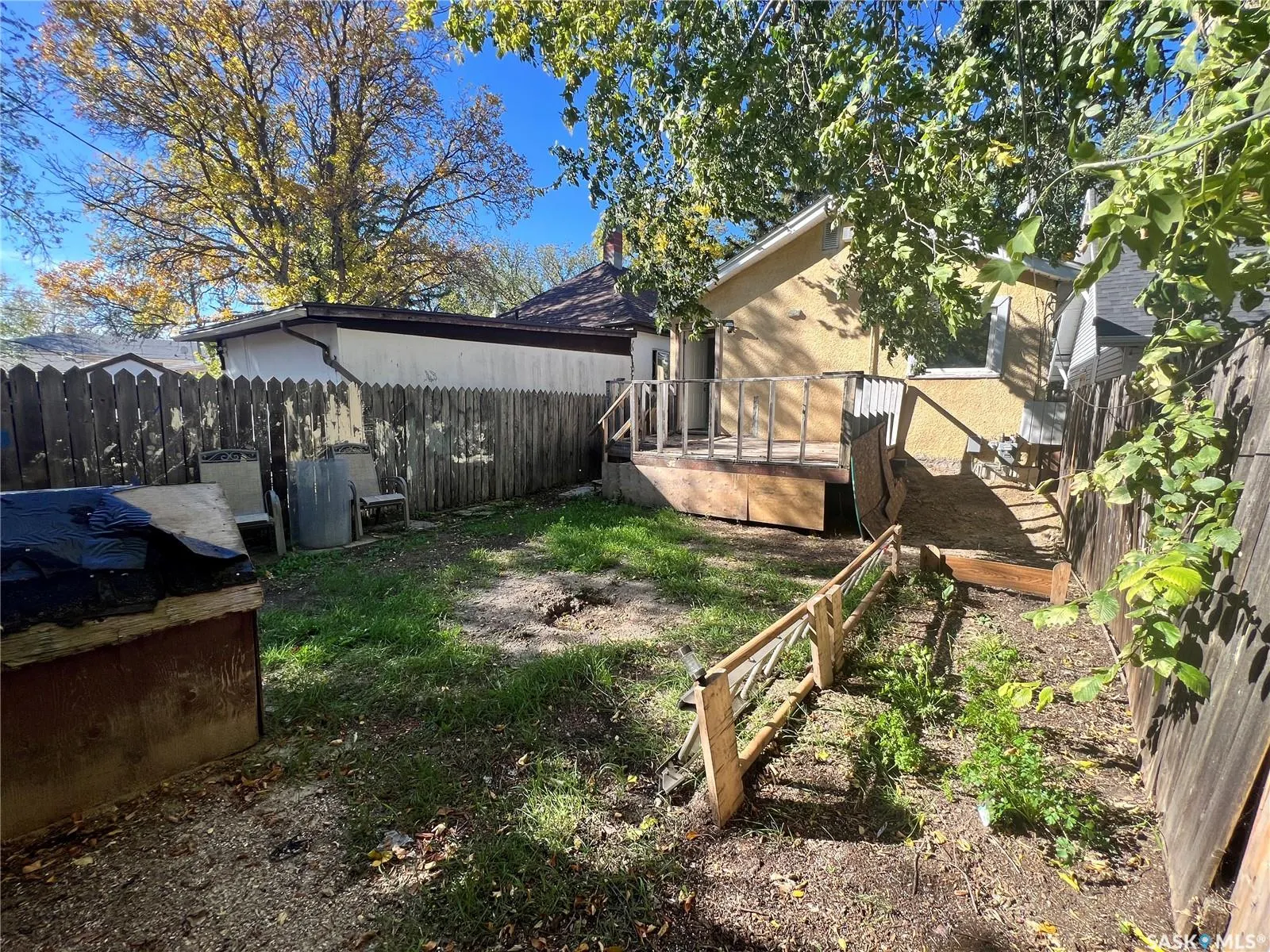 1227 Wascana STREET