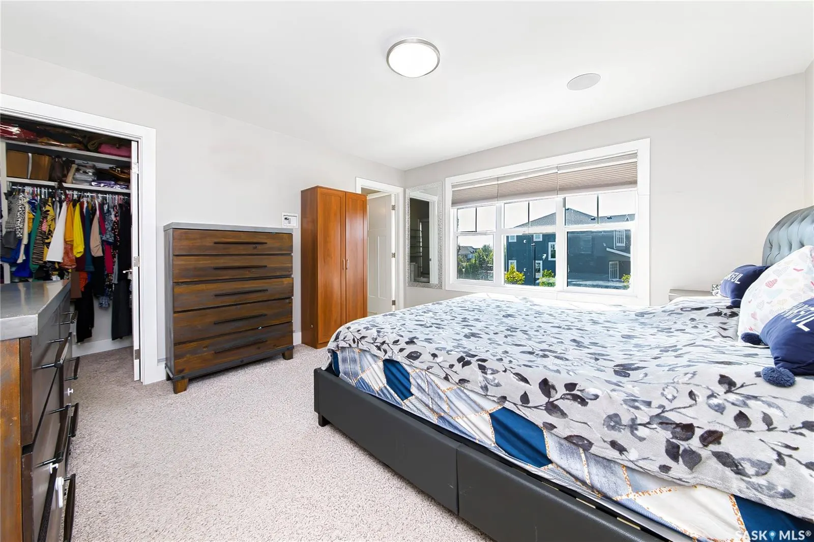 402 Meadows BOULEVARD