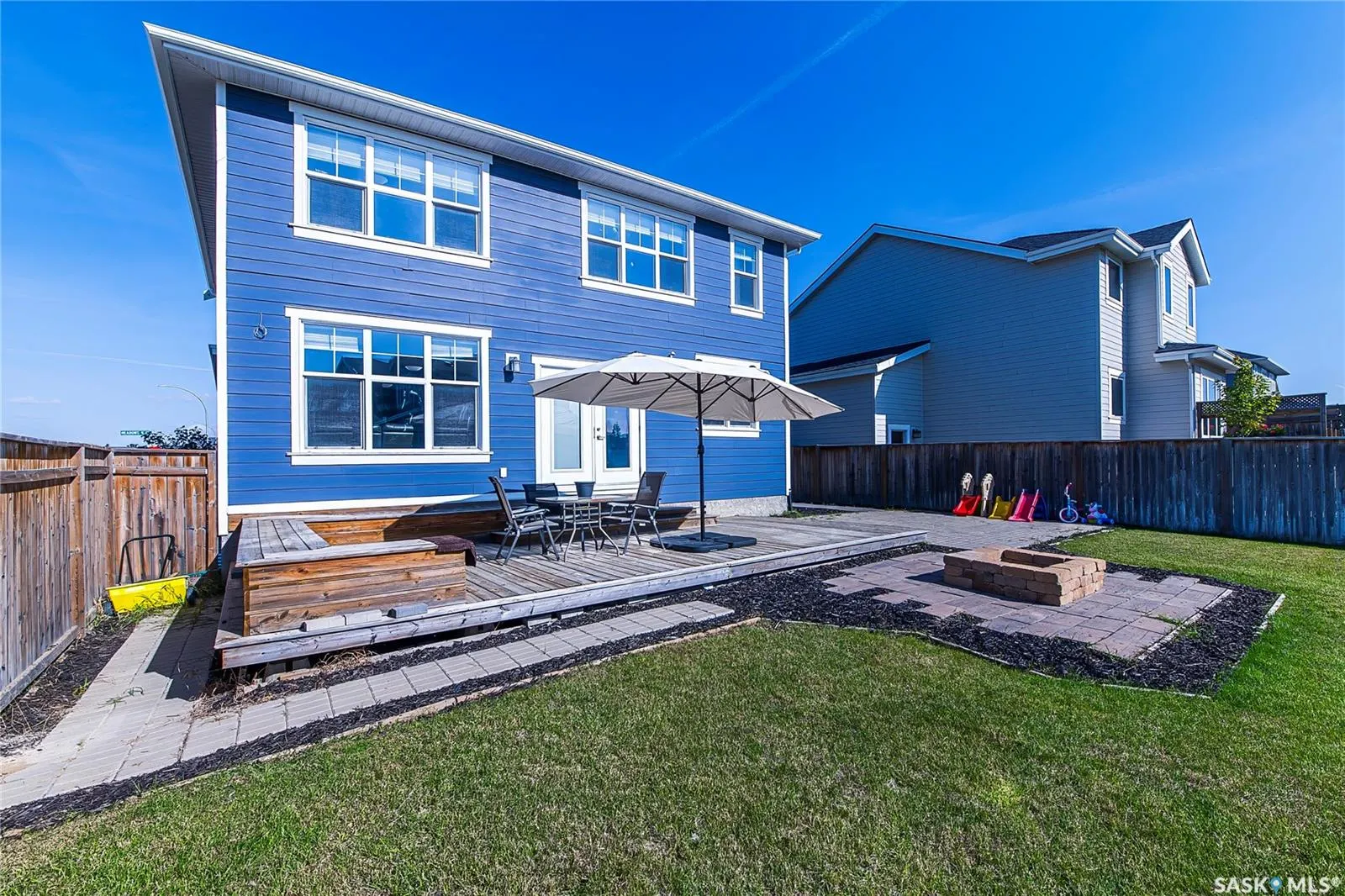 402 Meadows BOULEVARD