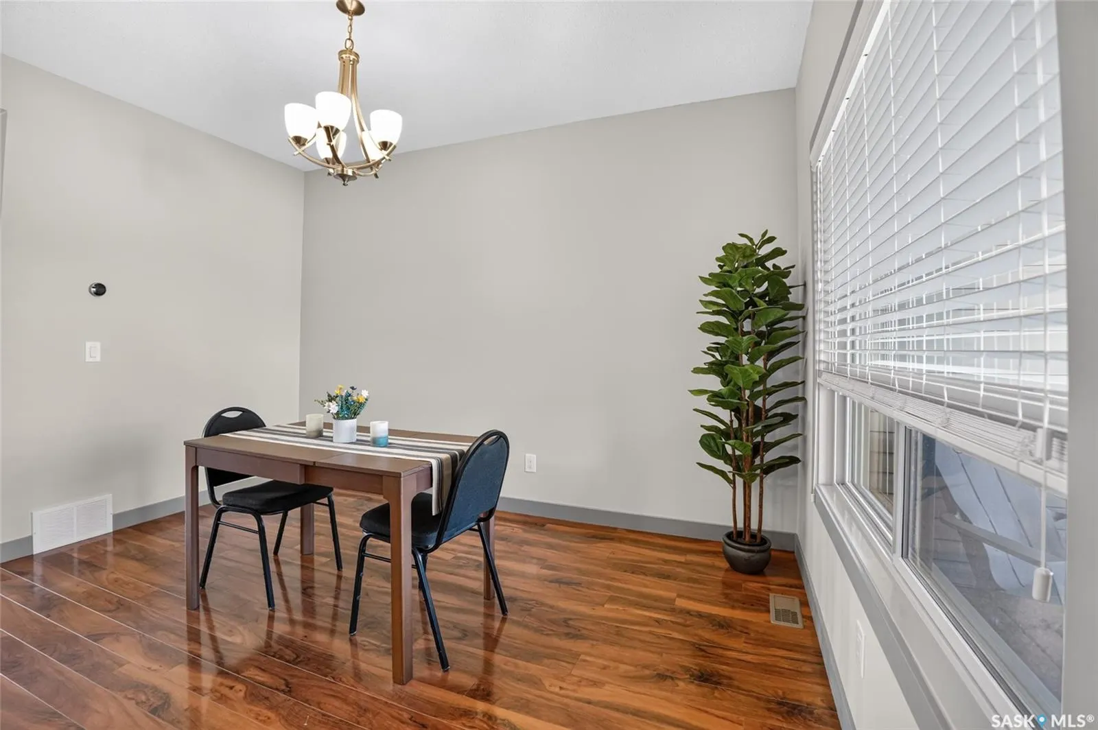 202 Maningas BEND