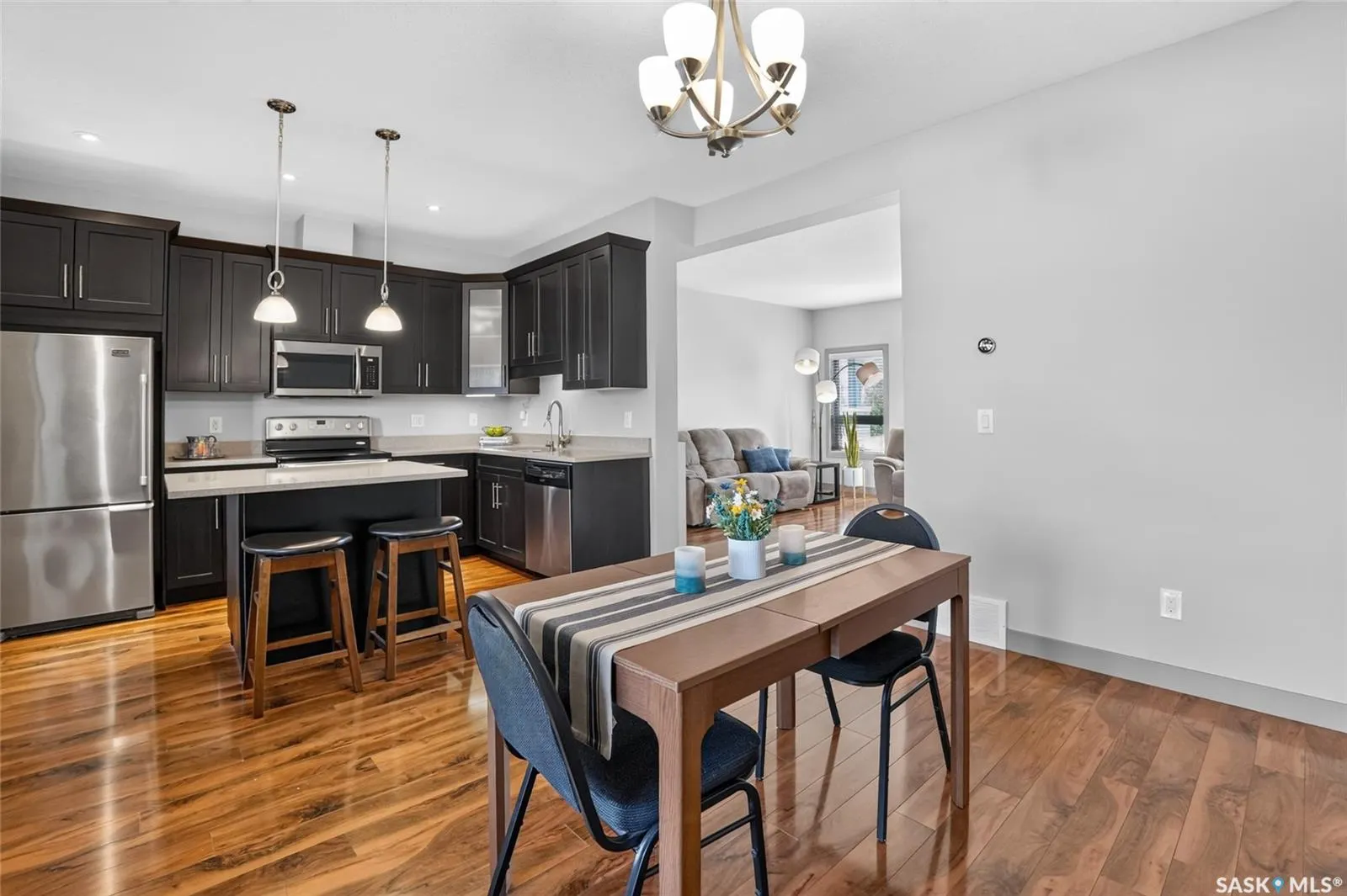 202 Maningas BEND