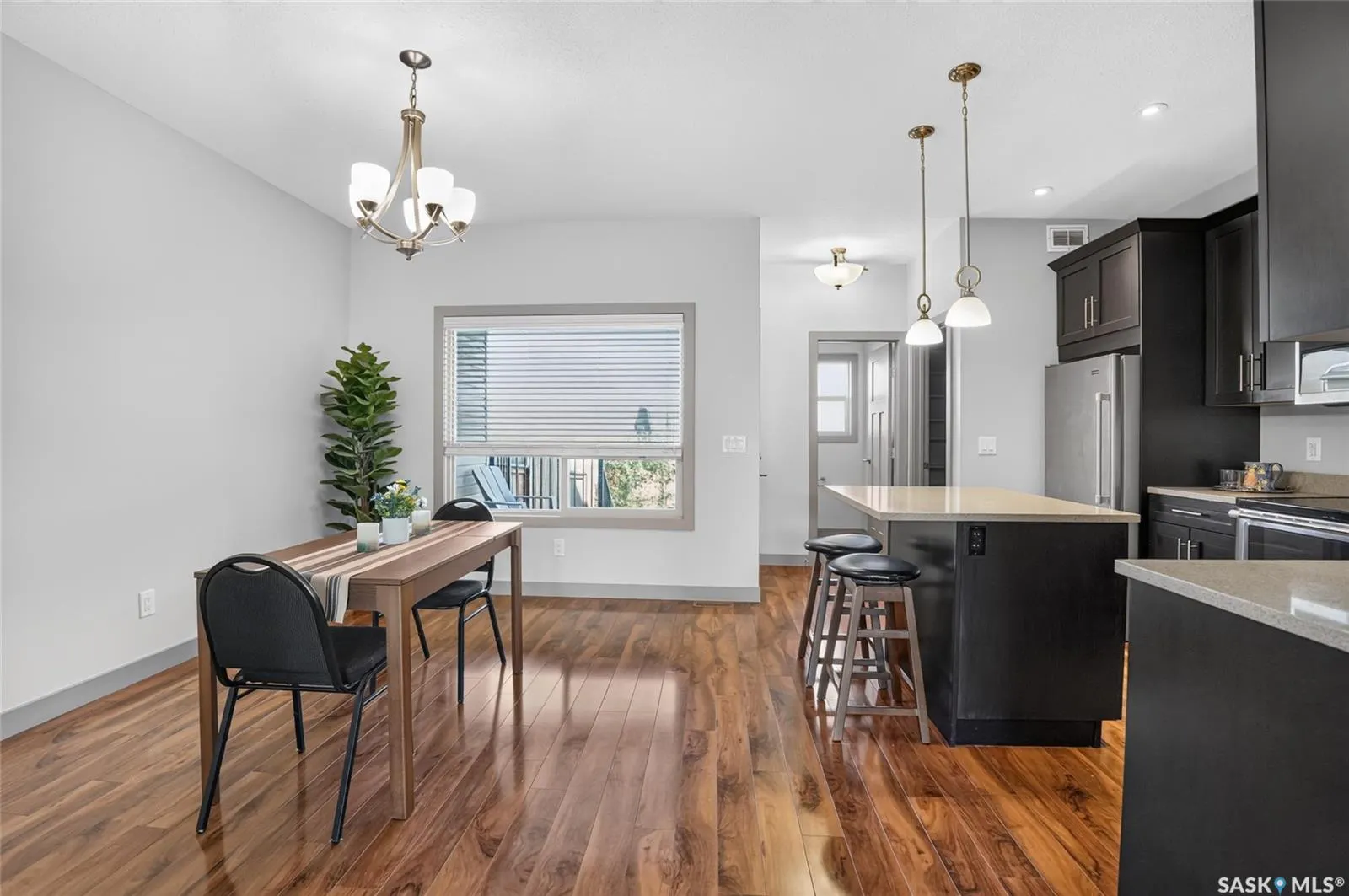 202 Maningas BEND