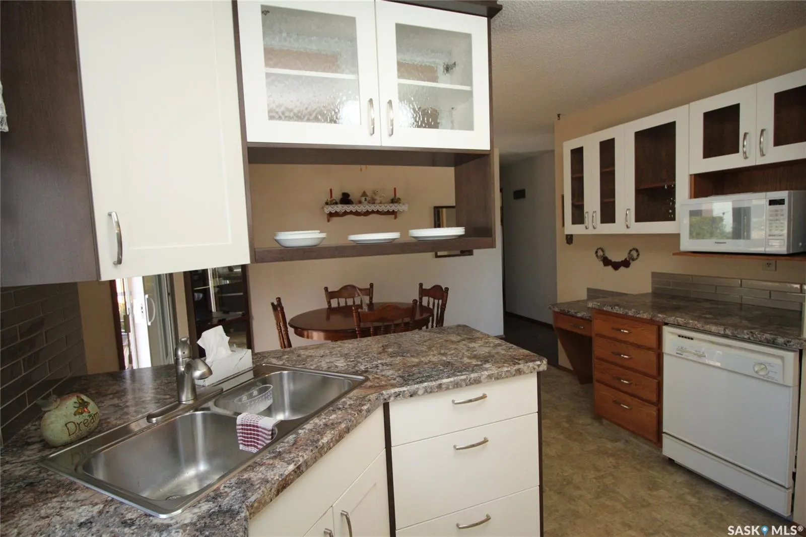 15 Schwager CRESCENT