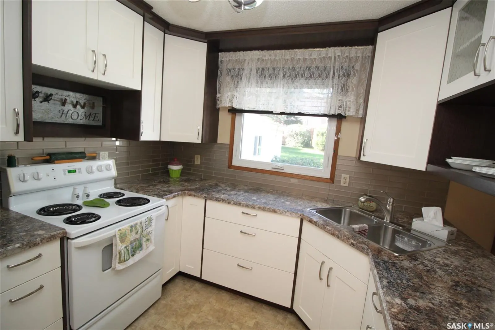 15 Schwager CRESCENT