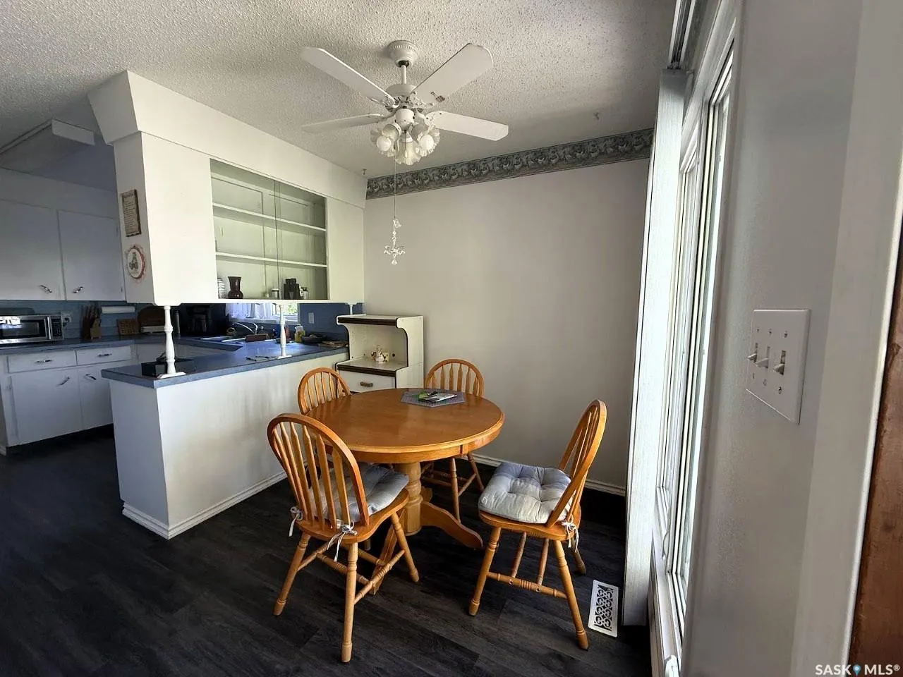 433-435 25th STREET E