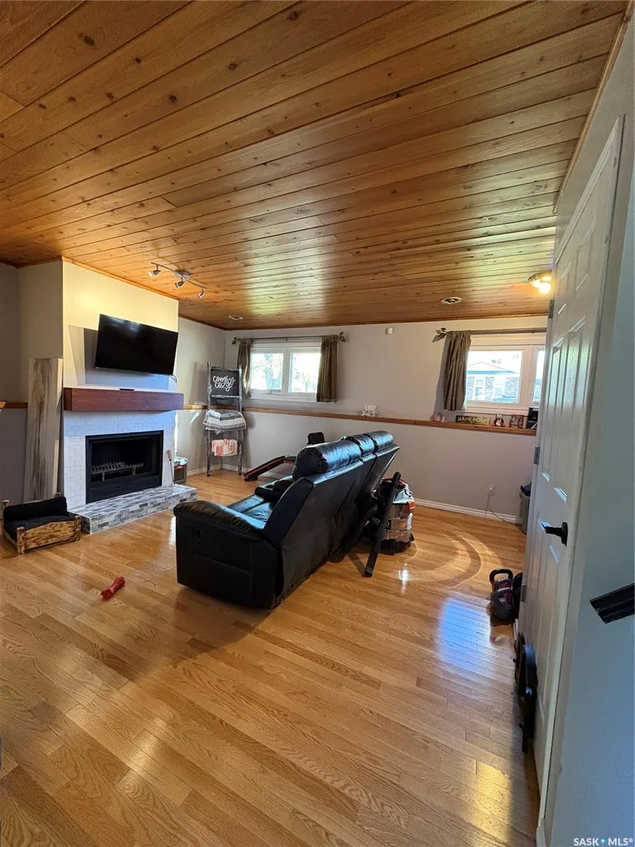 147 Fuhrmann CRESCENT