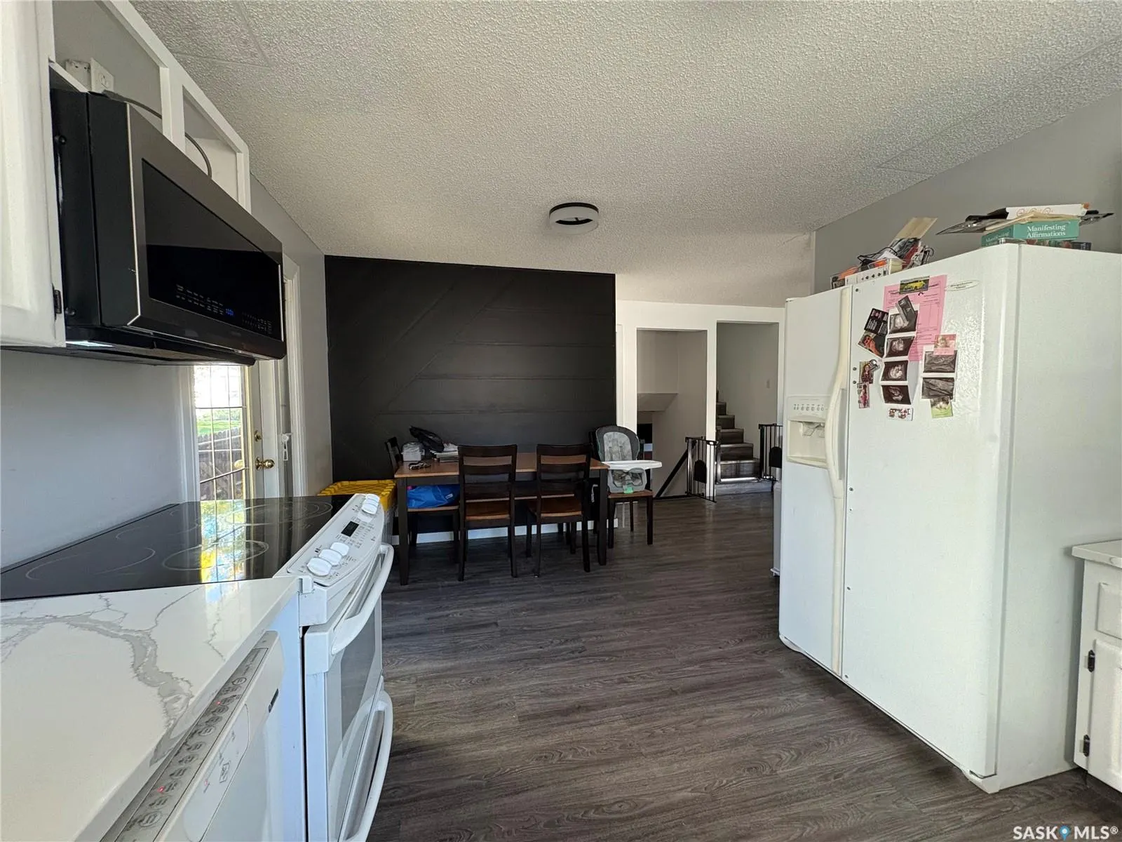 147 Fuhrmann CRESCENT