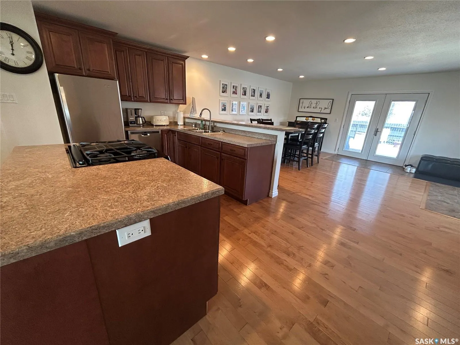 1613 Dieppe CRESCENT