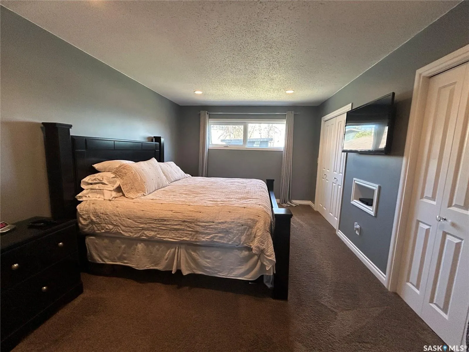 1613 Dieppe CRESCENT