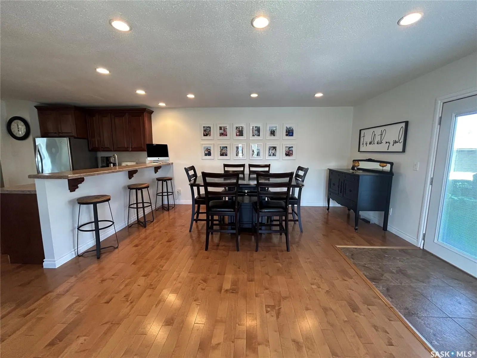 1613 Dieppe CRESCENT