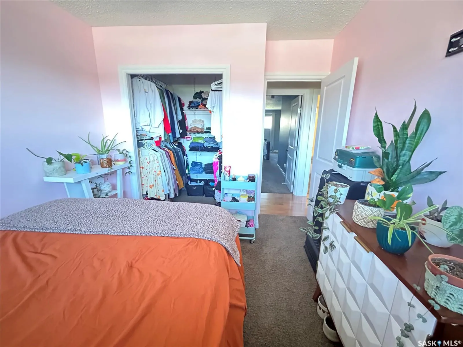 1613 Dieppe CRESCENT