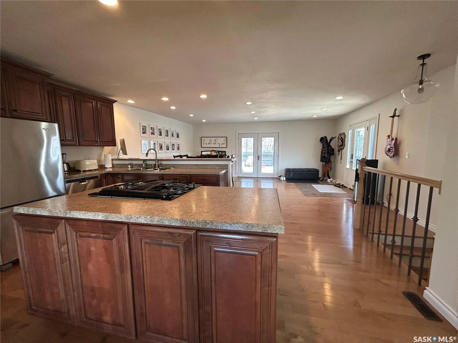 1613 Dieppe CRESCENT