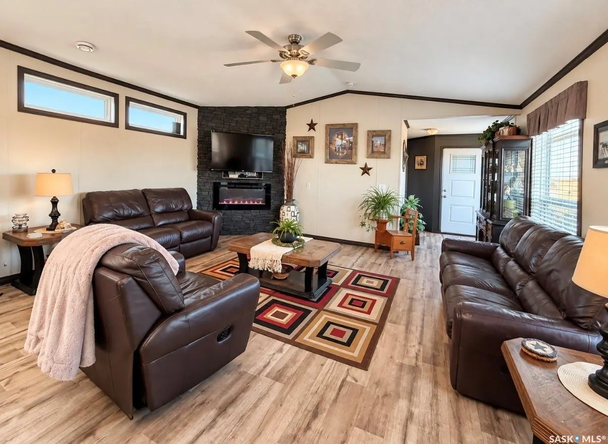 190 Prairie Sun COURT