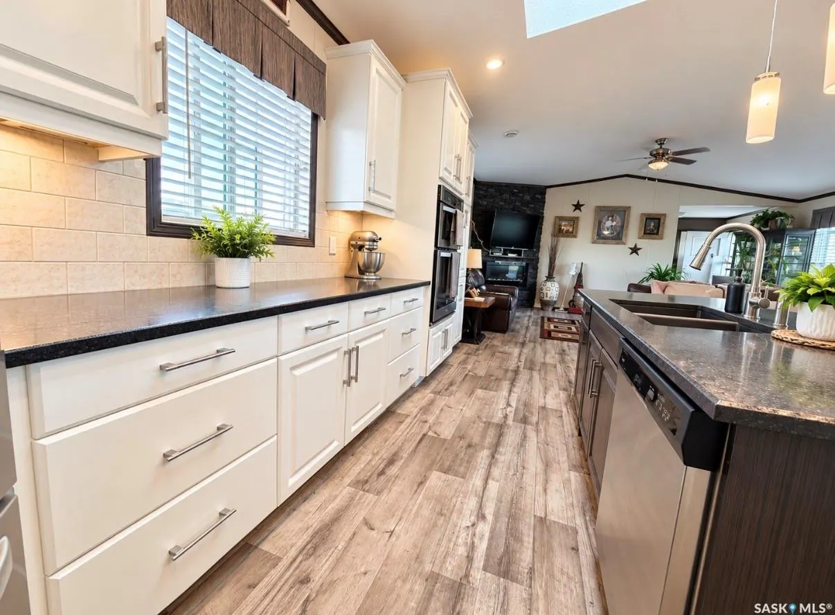190 Prairie Sun COURT
