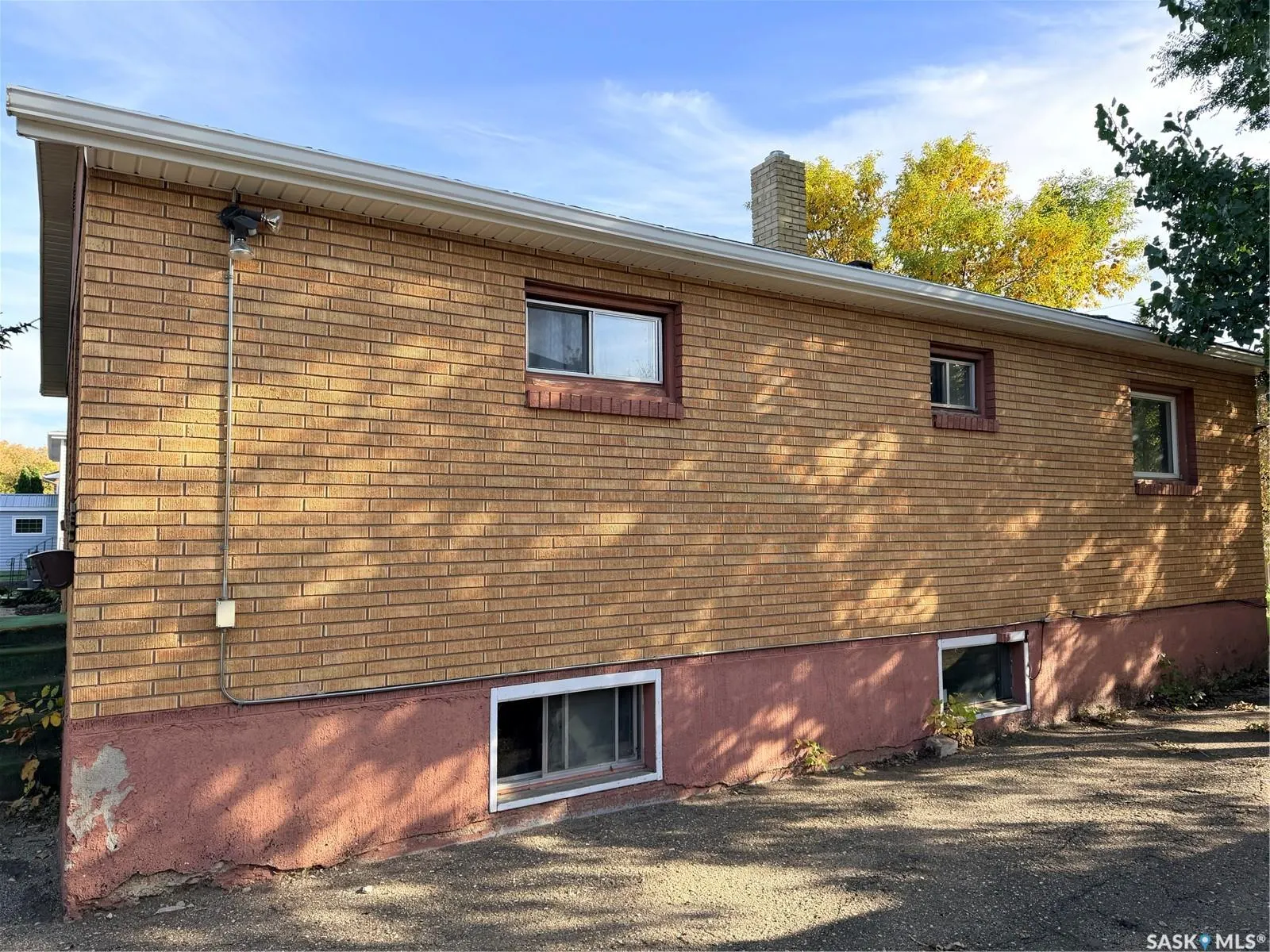 438 3rd STREET