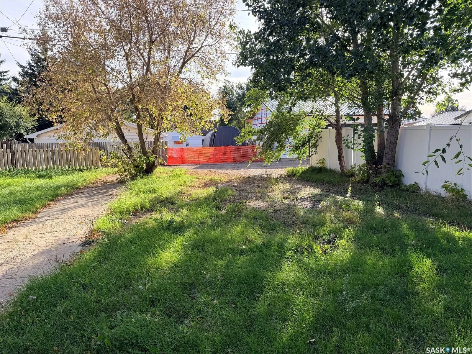 438 3rd STREET