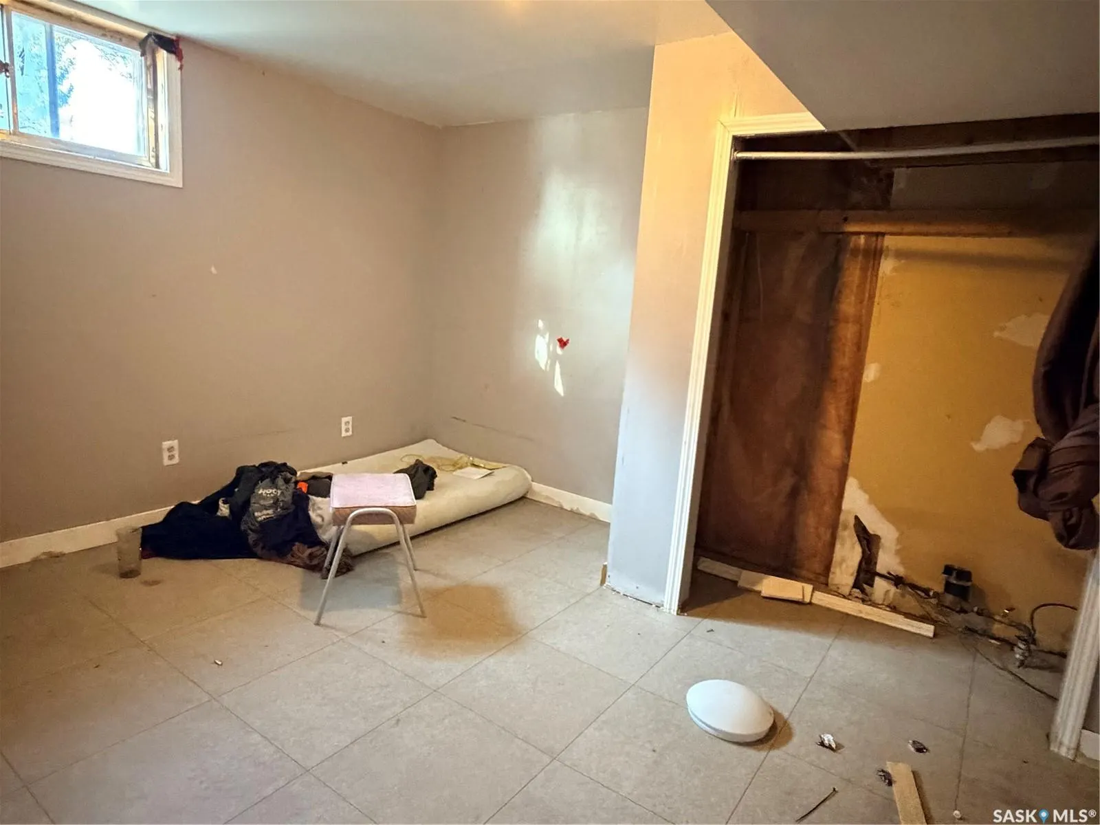 438 3rd STREET
