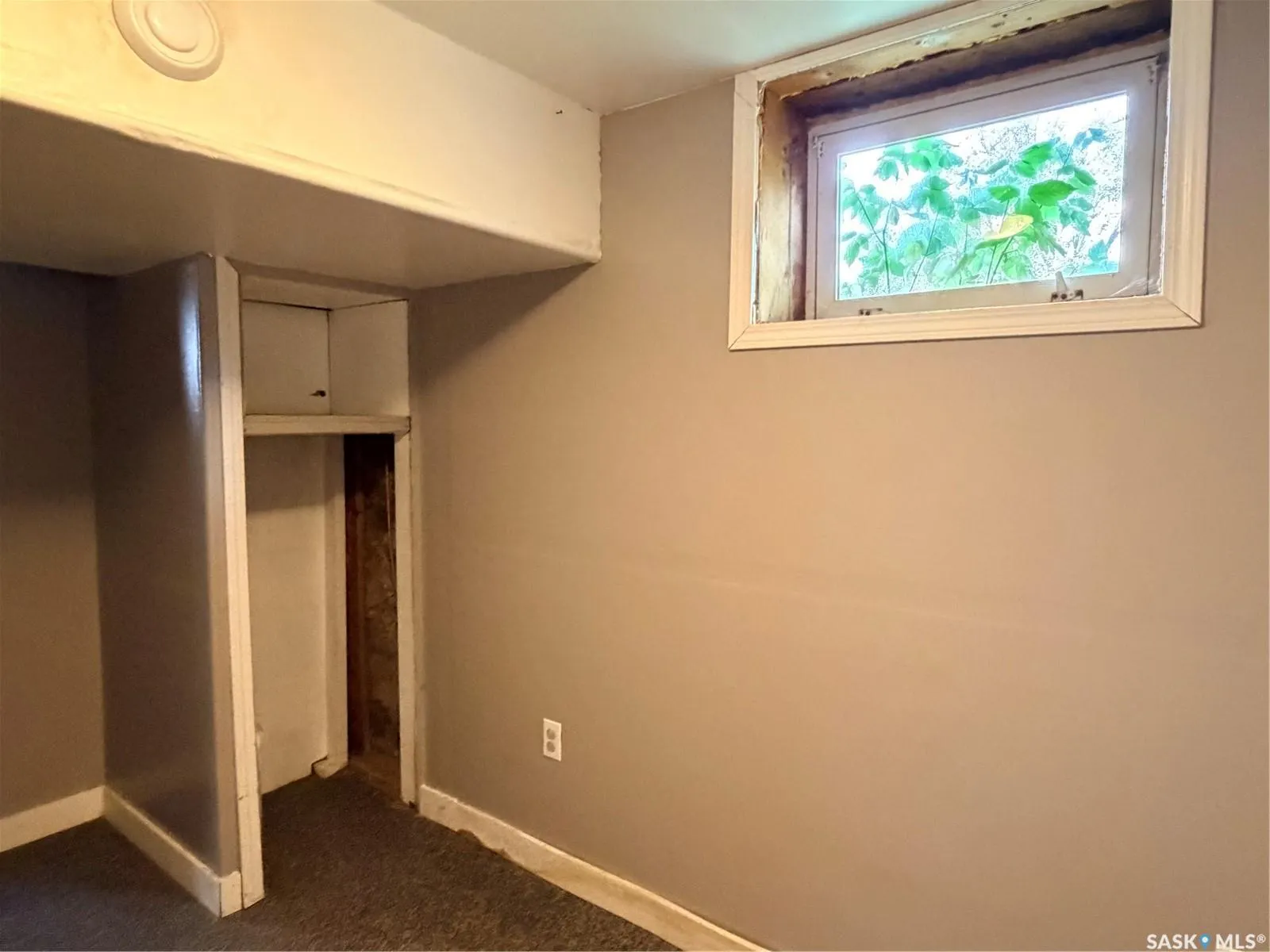 438 3rd STREET