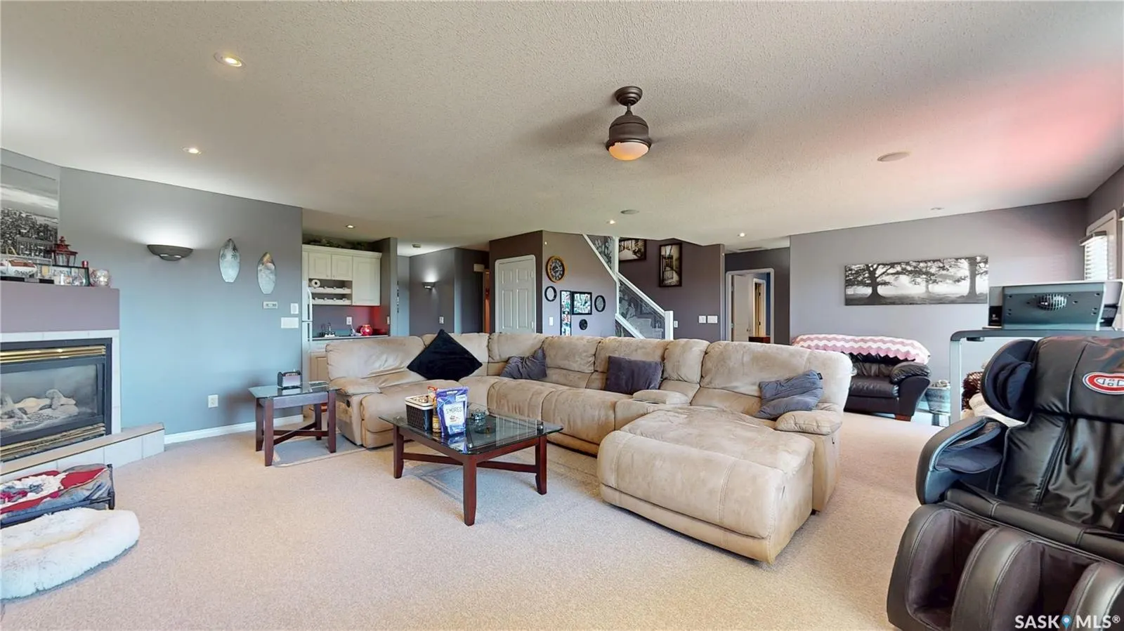 3515E Bishop CRESCENT E