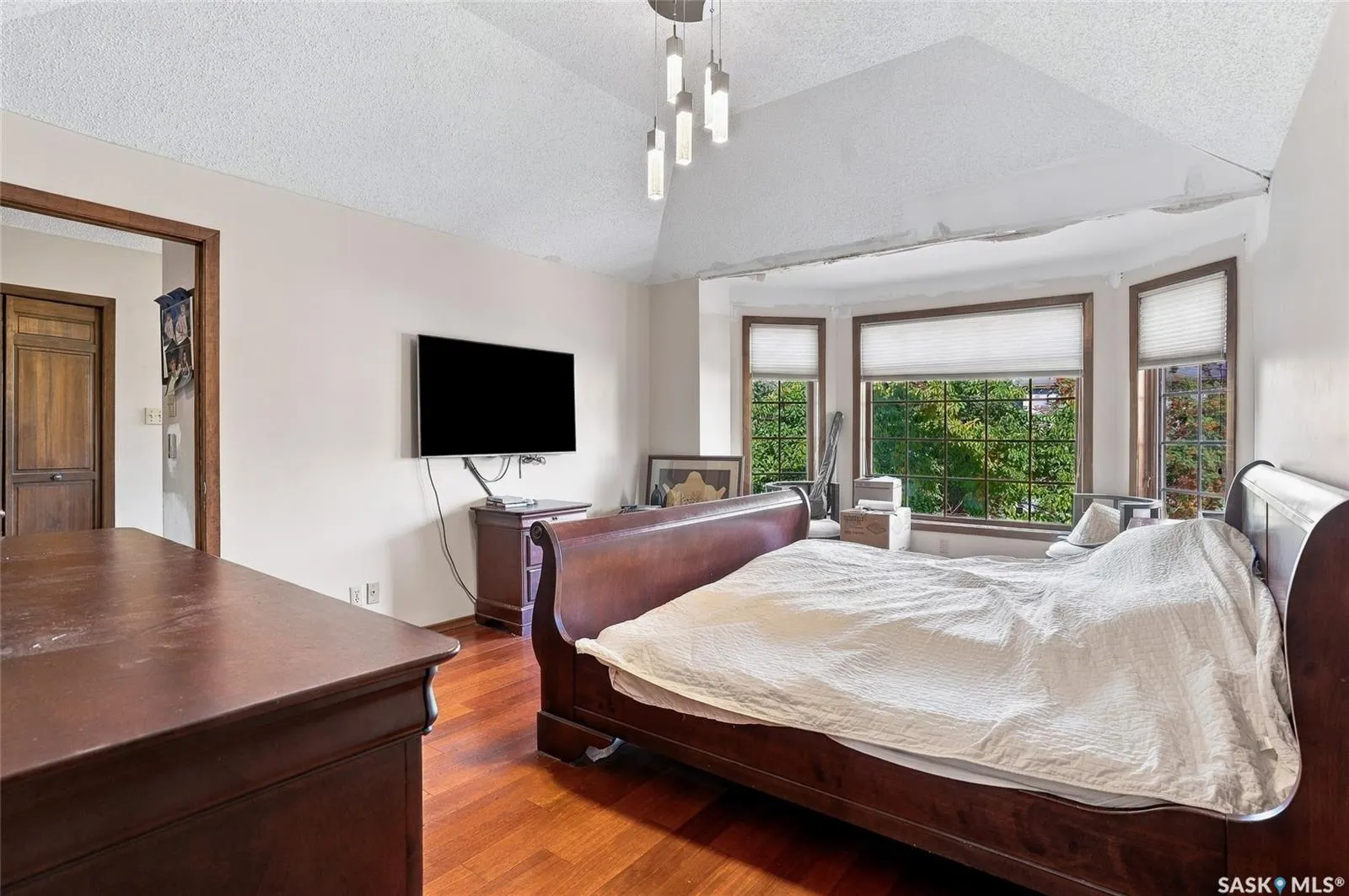 111 Christopher ROAD