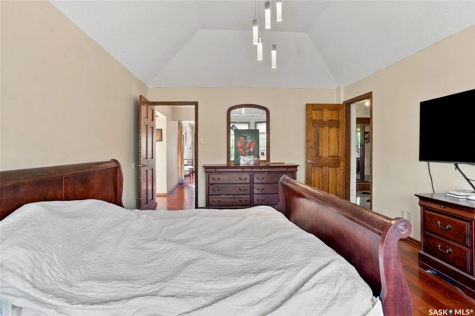 111 Christopher ROAD