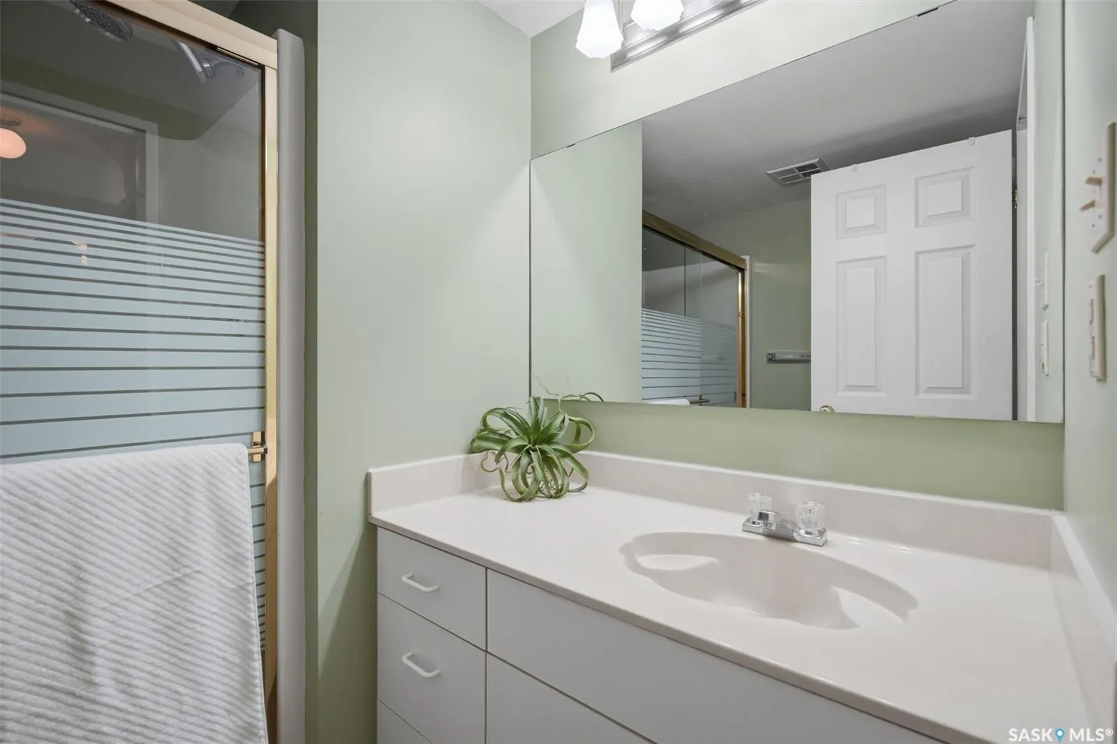 201 Cree PLACE #104
