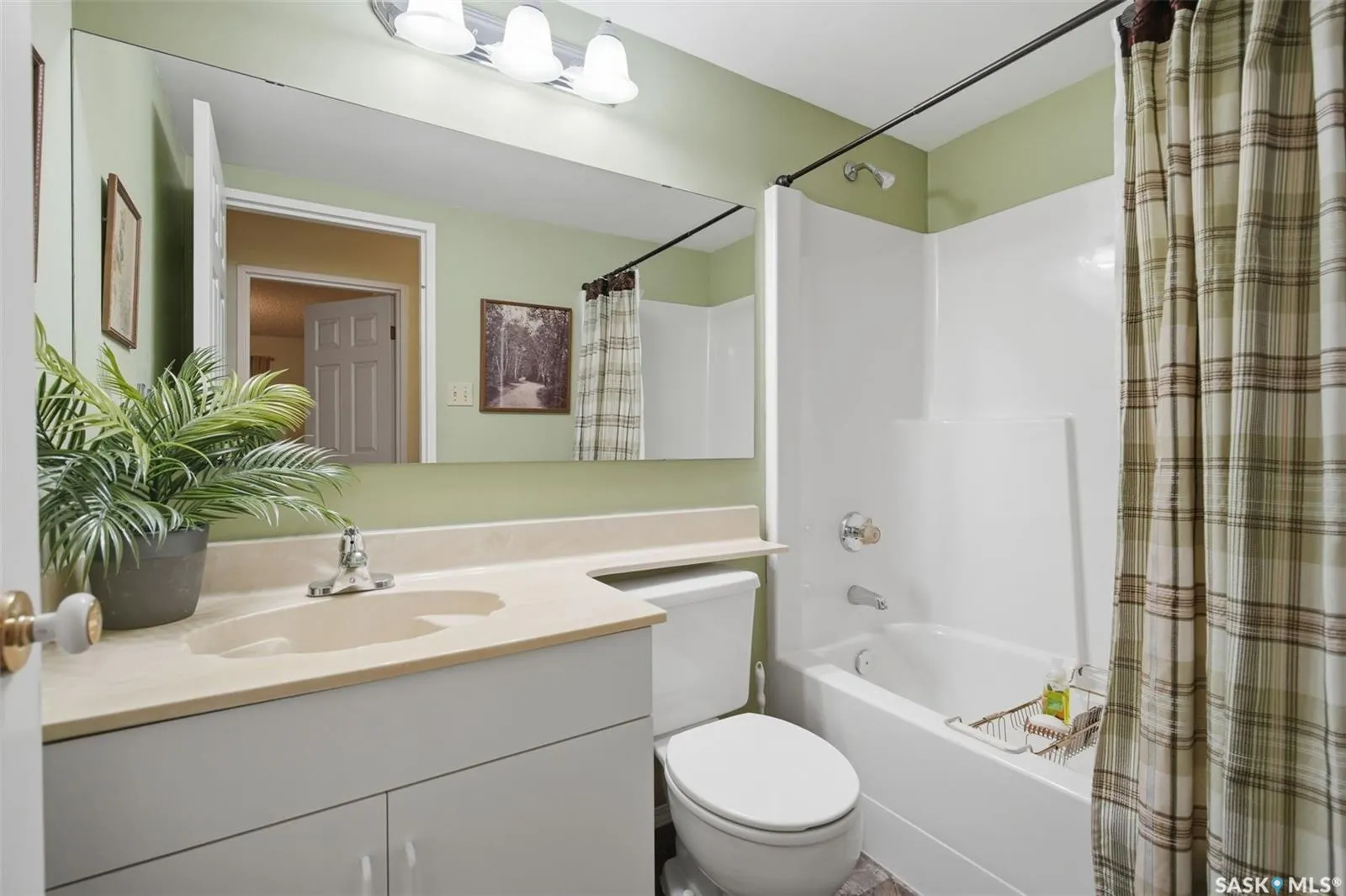 201 Cree PLACE #104