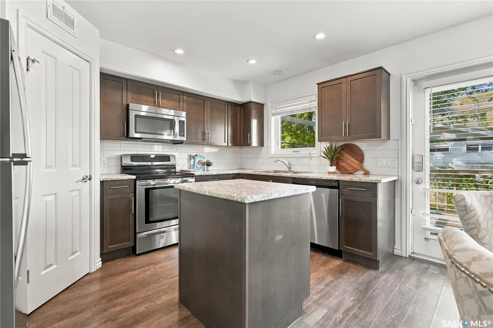317 G AVENUE S