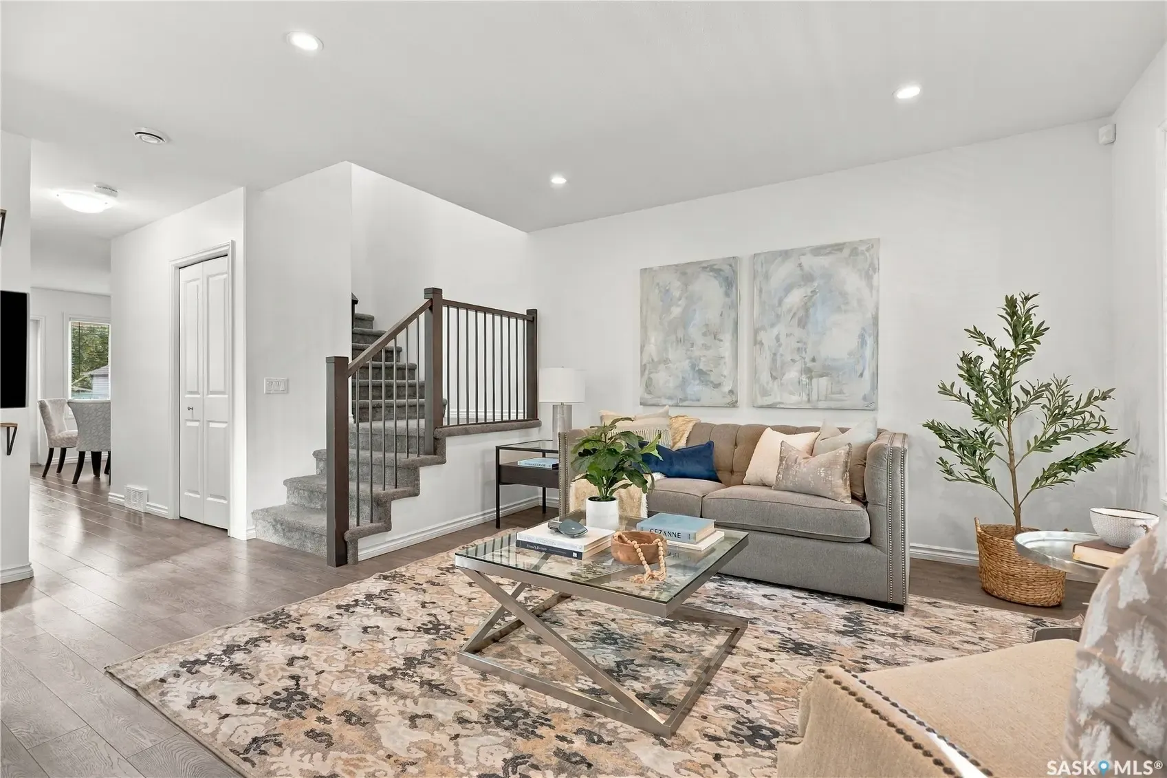 317 G AVENUE S