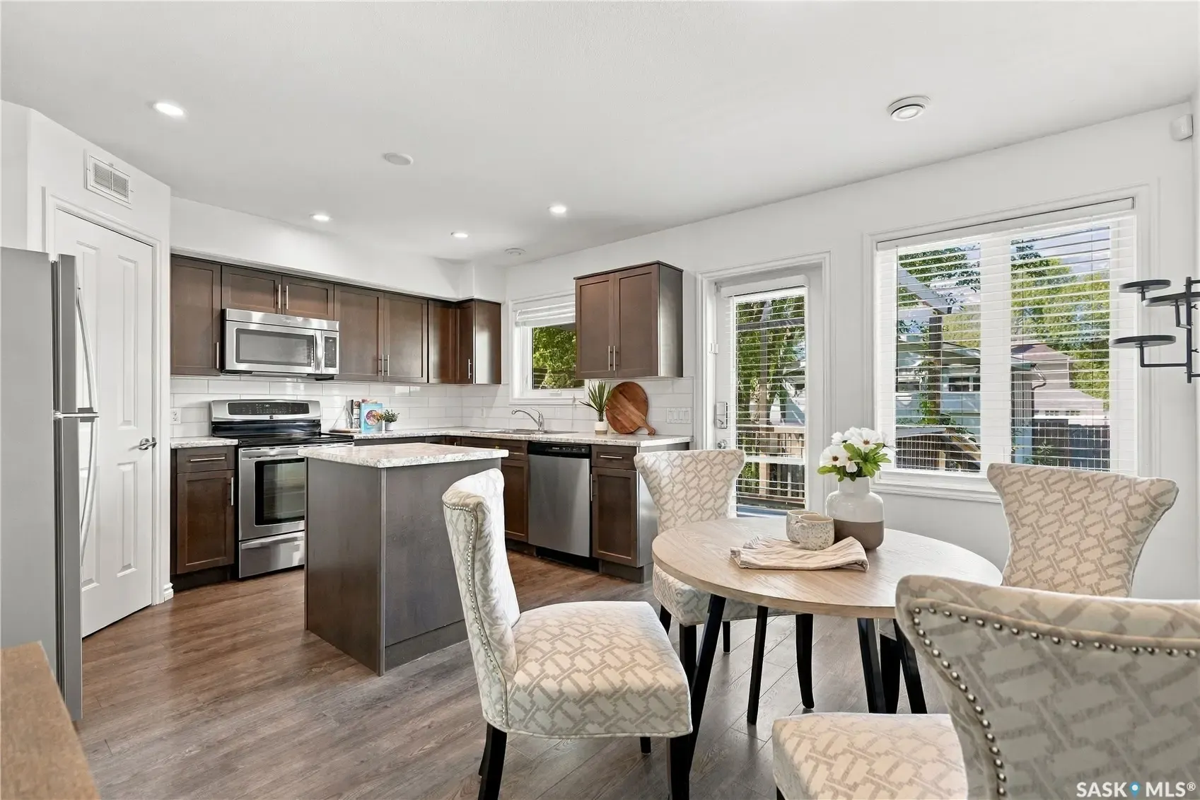 317 G AVENUE S