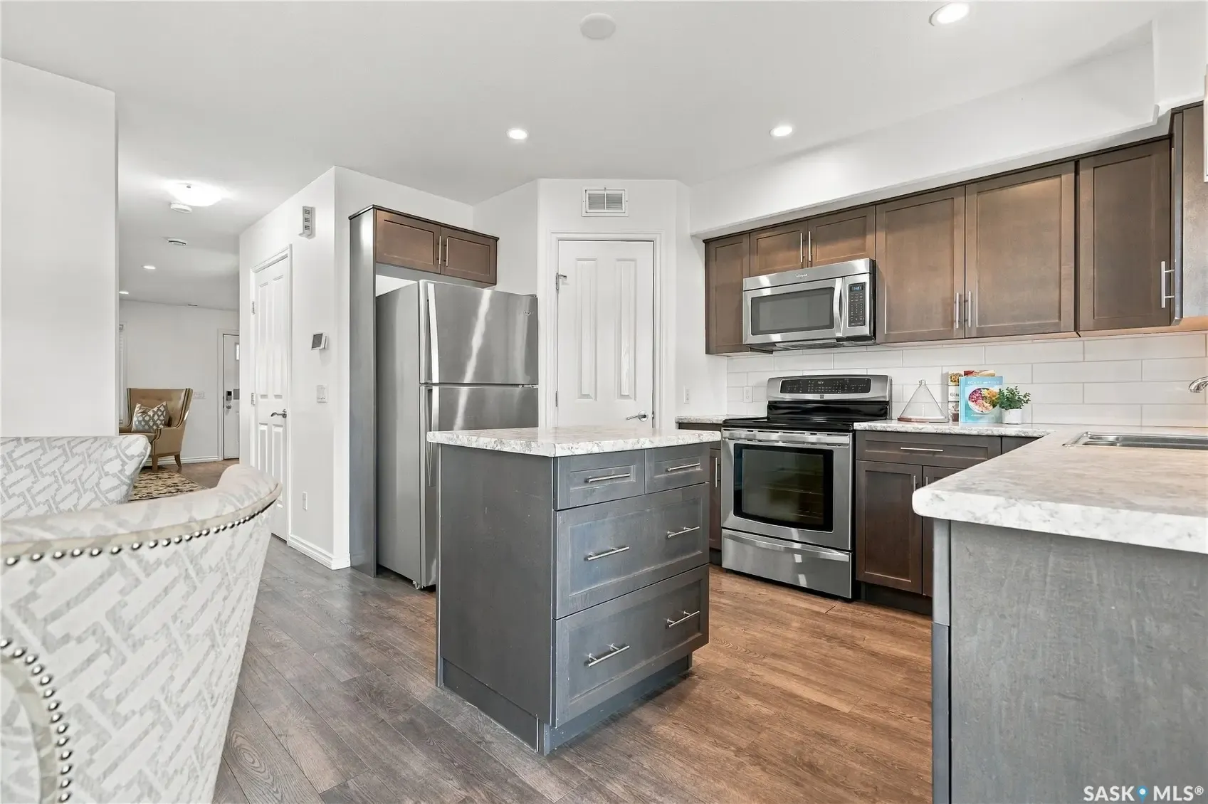 317 G AVENUE S