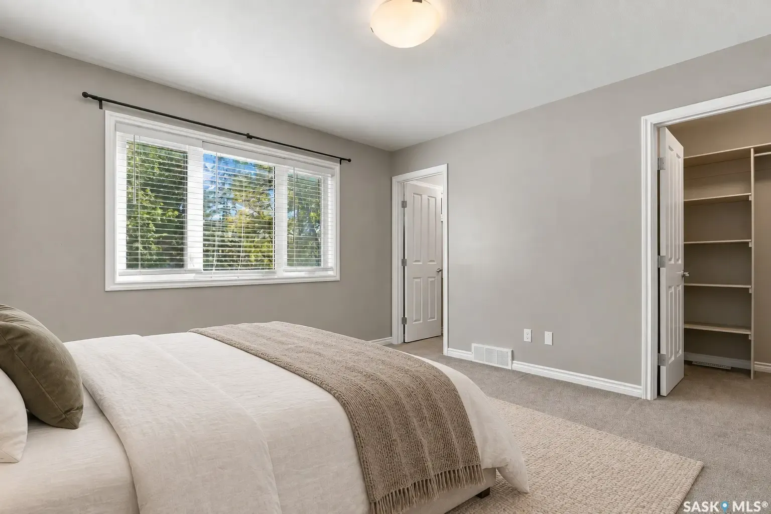 317 G AVENUE S