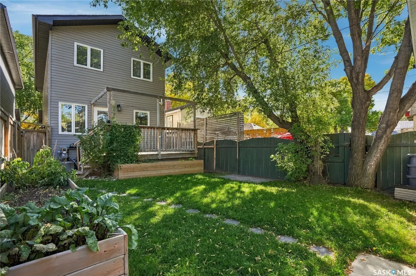 317 G AVENUE S