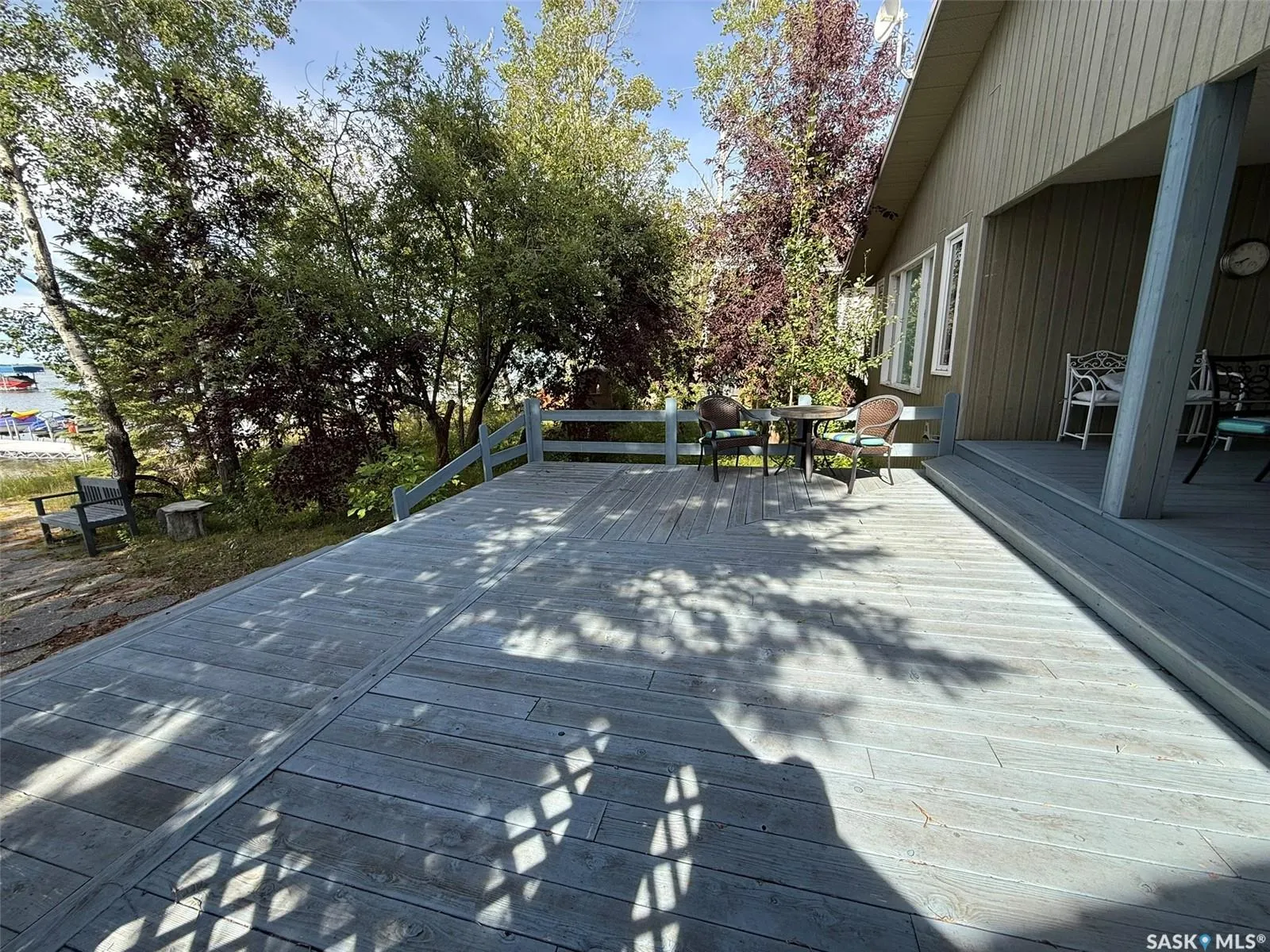 49 Mathews CRESCENT