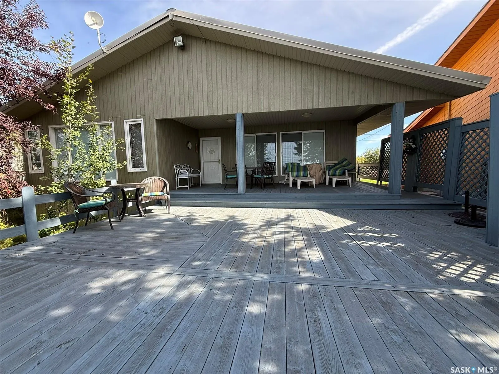 49 Mathews CRESCENT